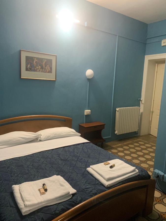 Leon Doro Hotel Parma Buitenkant foto