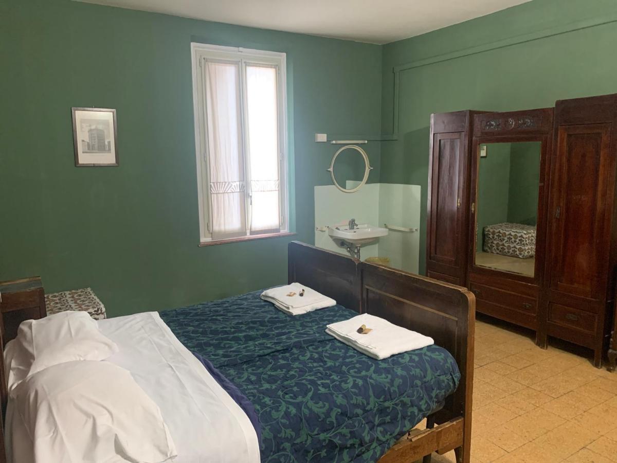 Leon Doro Hotel Parma Buitenkant foto
